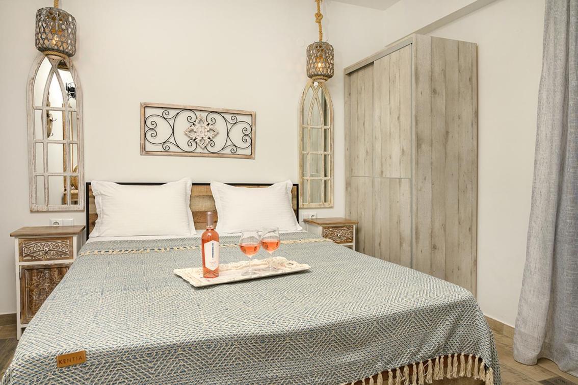 Meltemi Luxury Apartments Nea Roda Zewnętrze zdjęcie